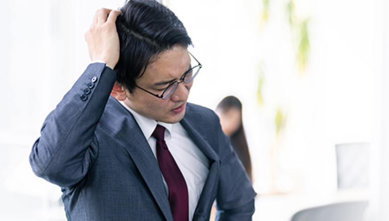 申請内容について悩む人